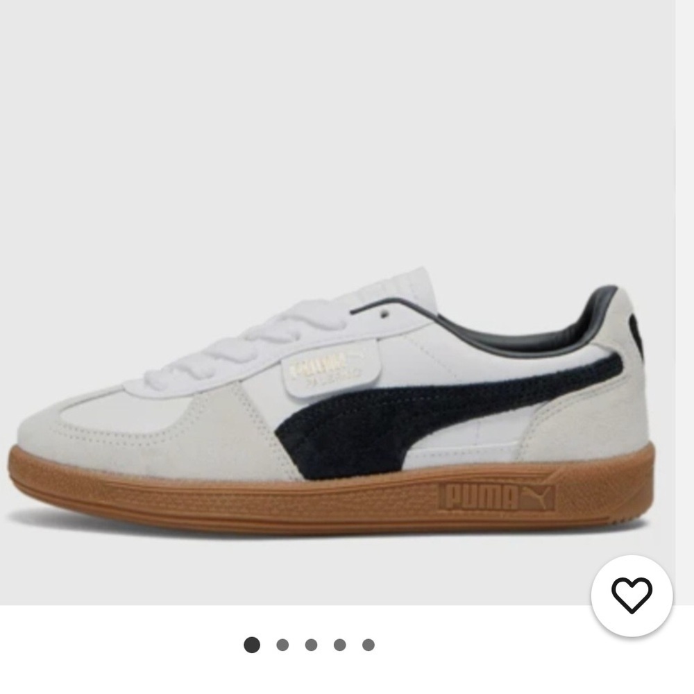 PUMA -PALERMO WHITE LEATHER
SNEAKERS size is 8